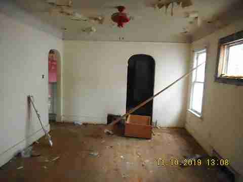 12090 Roselawn (23)_m.jpg